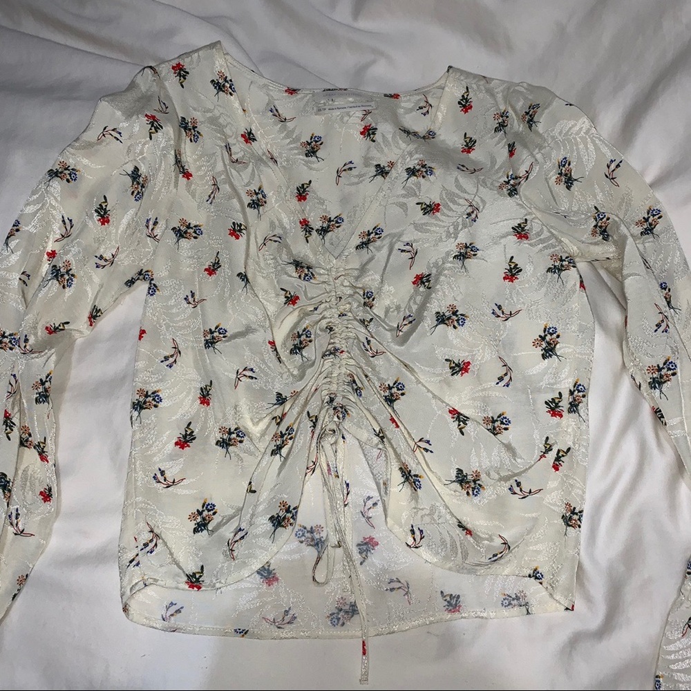 urban outfitters cinched floral blouse